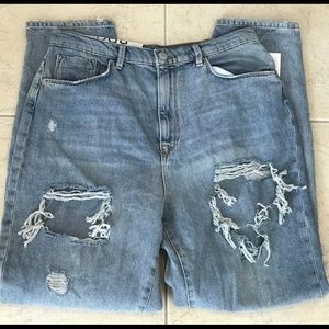 :: NWT :: BDG/Urban Outfitters Distressed Denim